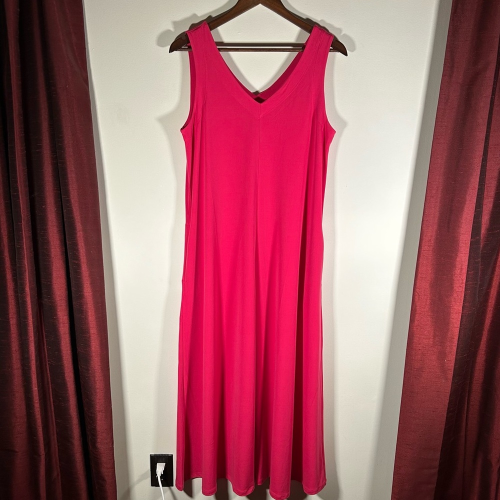 Chico’s pink maxi dress, size 1, v-neck, pockets, 51 inch length